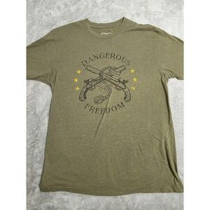 BC‎ Limited Shirt Mens Large Green Dangerous Freedom Guns Graphic Tee Patriotic